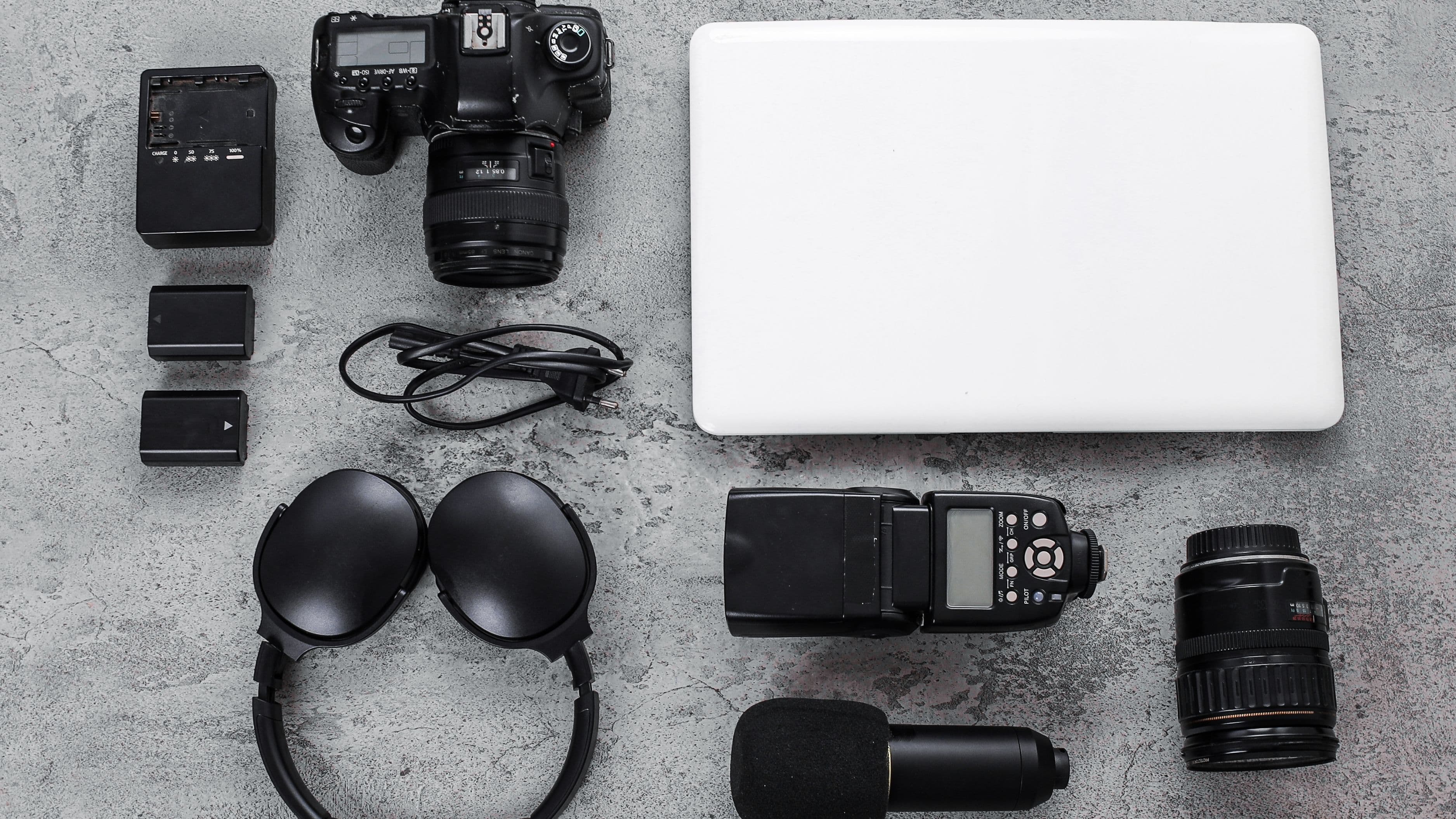 Best Streaming Gear for Creators Who Want a Professional-Looking Setup