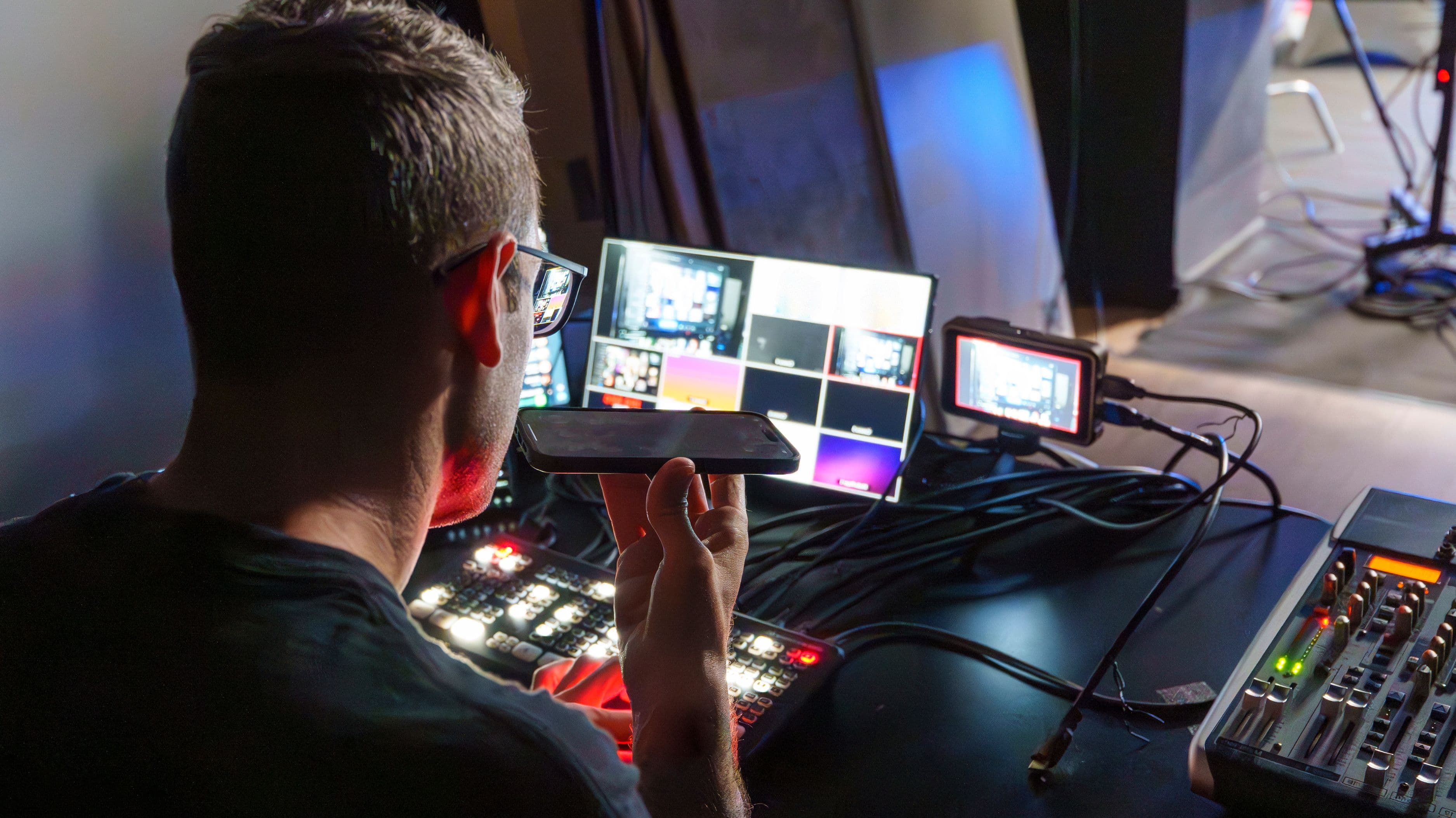 How to Manage Multiple Streaming Subscriptions Without Losing Track