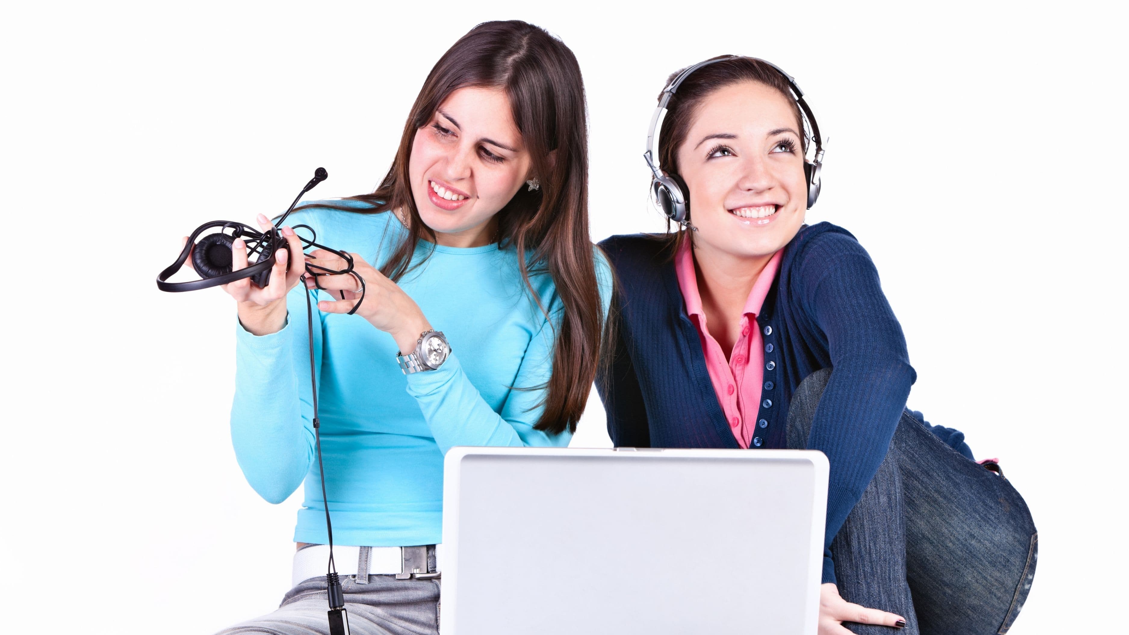 Wired Vs Wireless Streaming: Which Setup Gives You Better Performance?